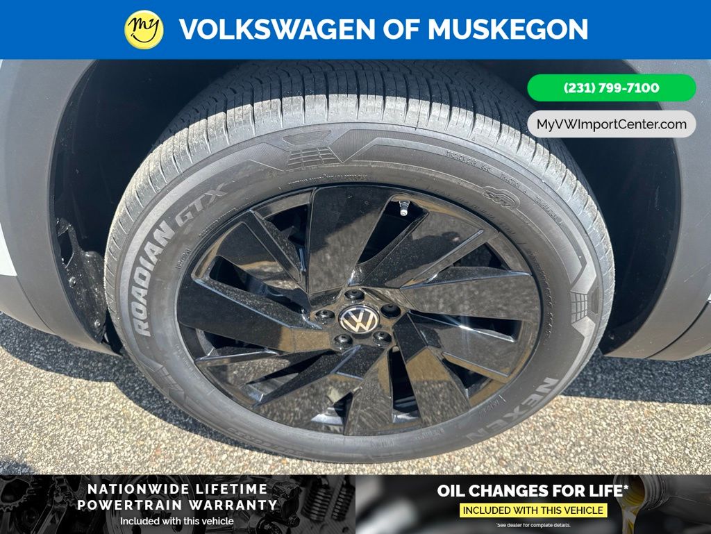 2026 Volkswagen Atlas SE w/Tech - Photo 8