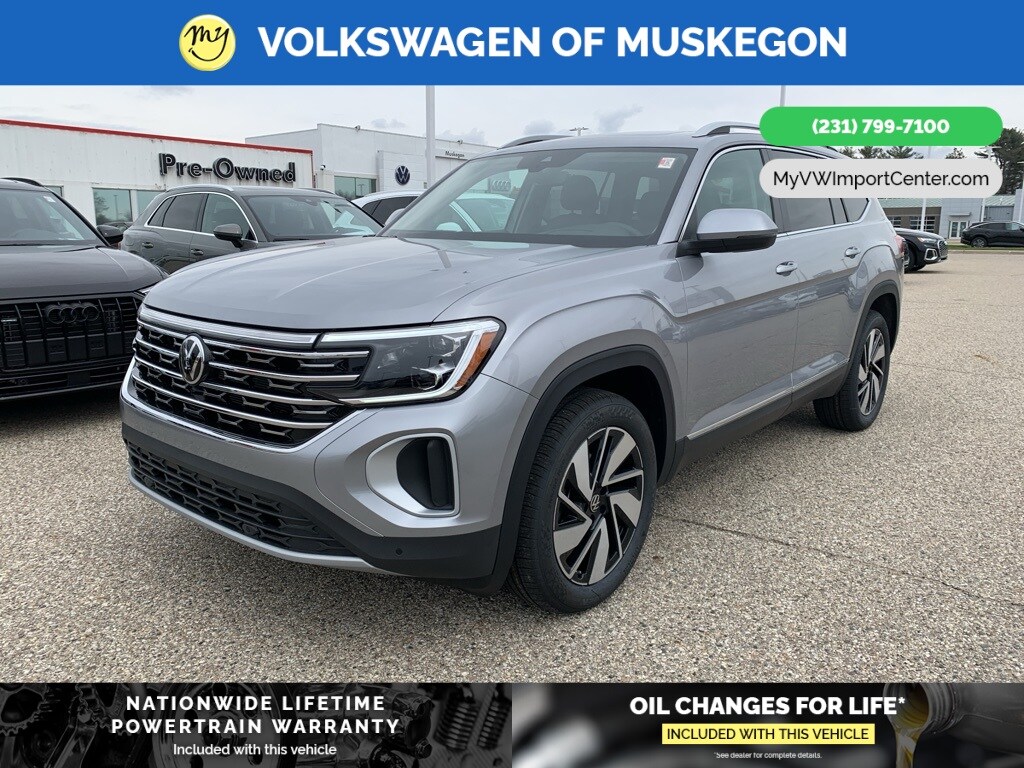 2025 Volkswagen Atlas SEL photo 3