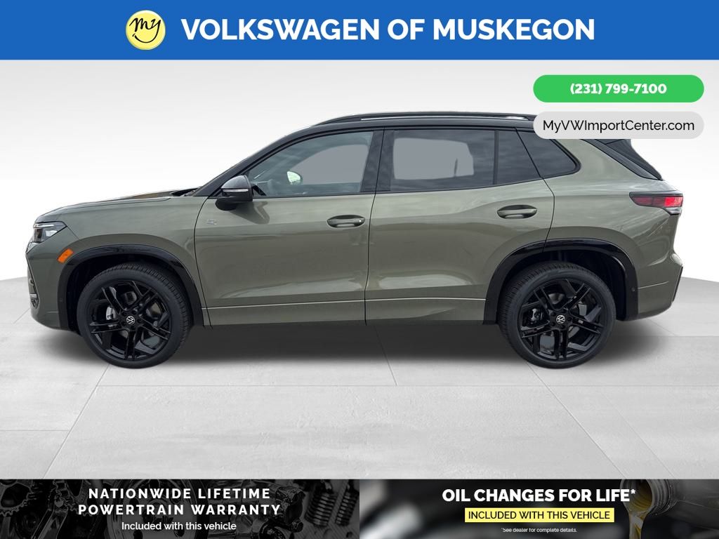 2026 Volkswagen Tiguan SE R-Line Black photo 2