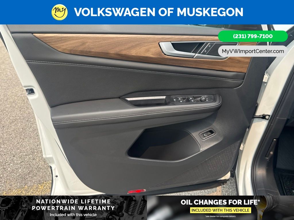 2026 Volkswagen Atlas SE w/Tech - Photo 10