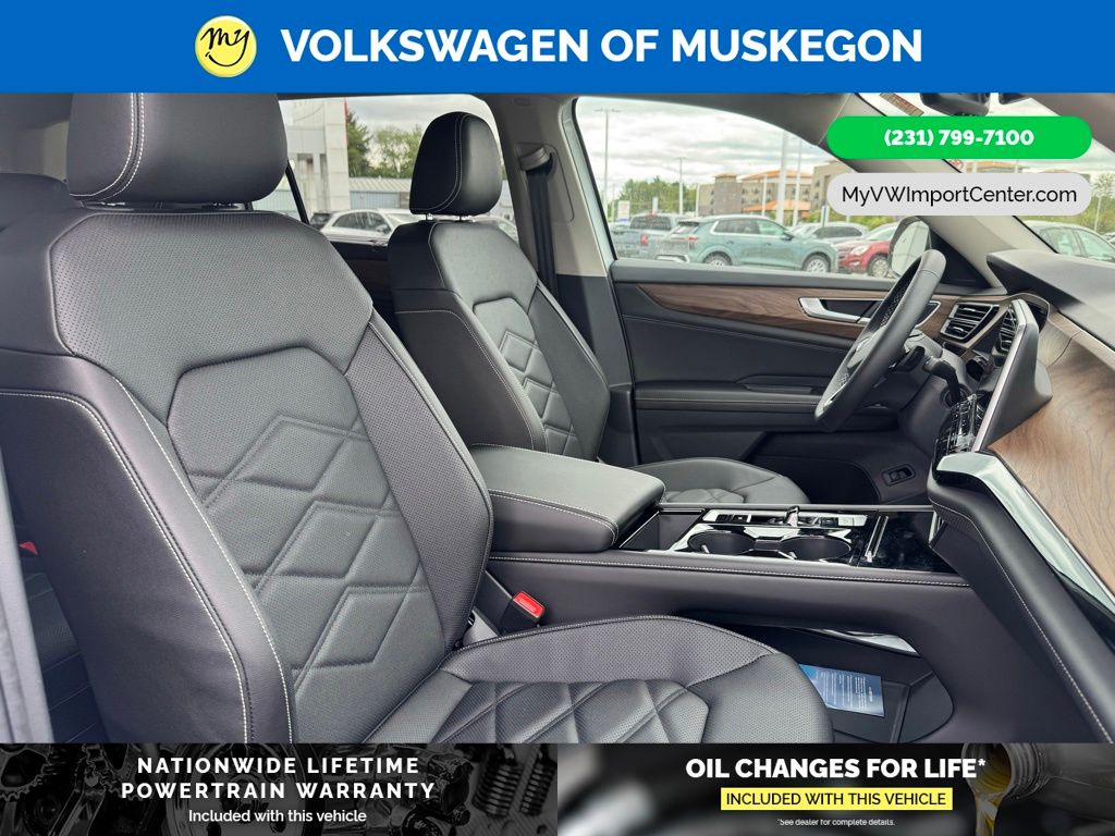 2026 Volkswagen Atlas SE w/Tech - Photo 28