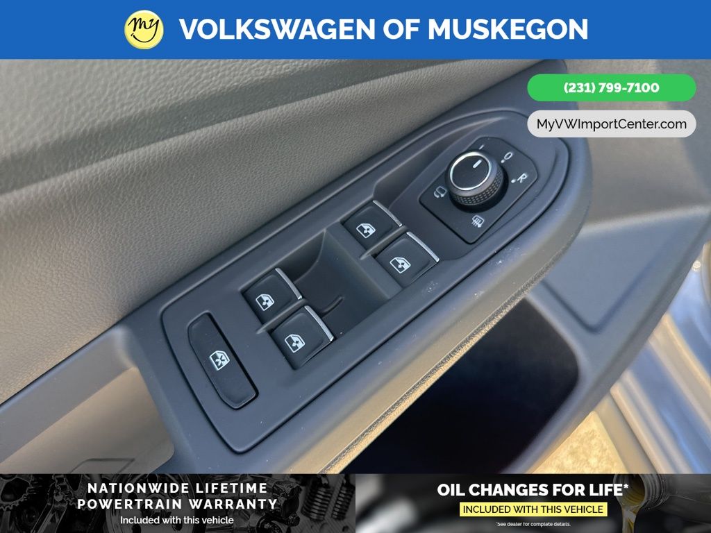 2026 Volkswagen Golf GTI SE - Photo 11