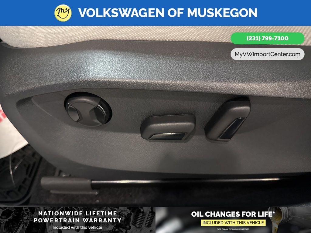 2026 Volkswagen Taos SE - Photo 12