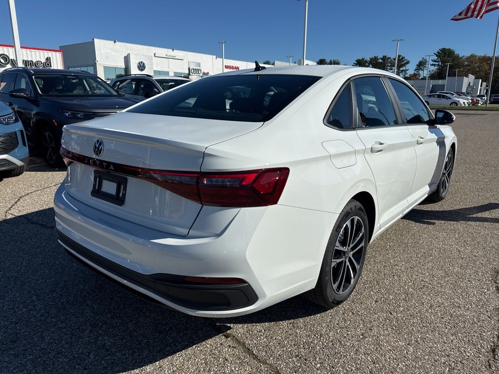 2026 Volkswagen Jetta Sport - Photo 7