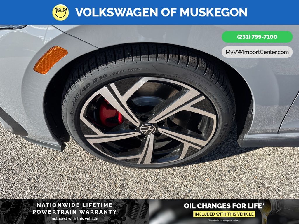 2026 Volkswagen Golf GTI SE - Photo 9