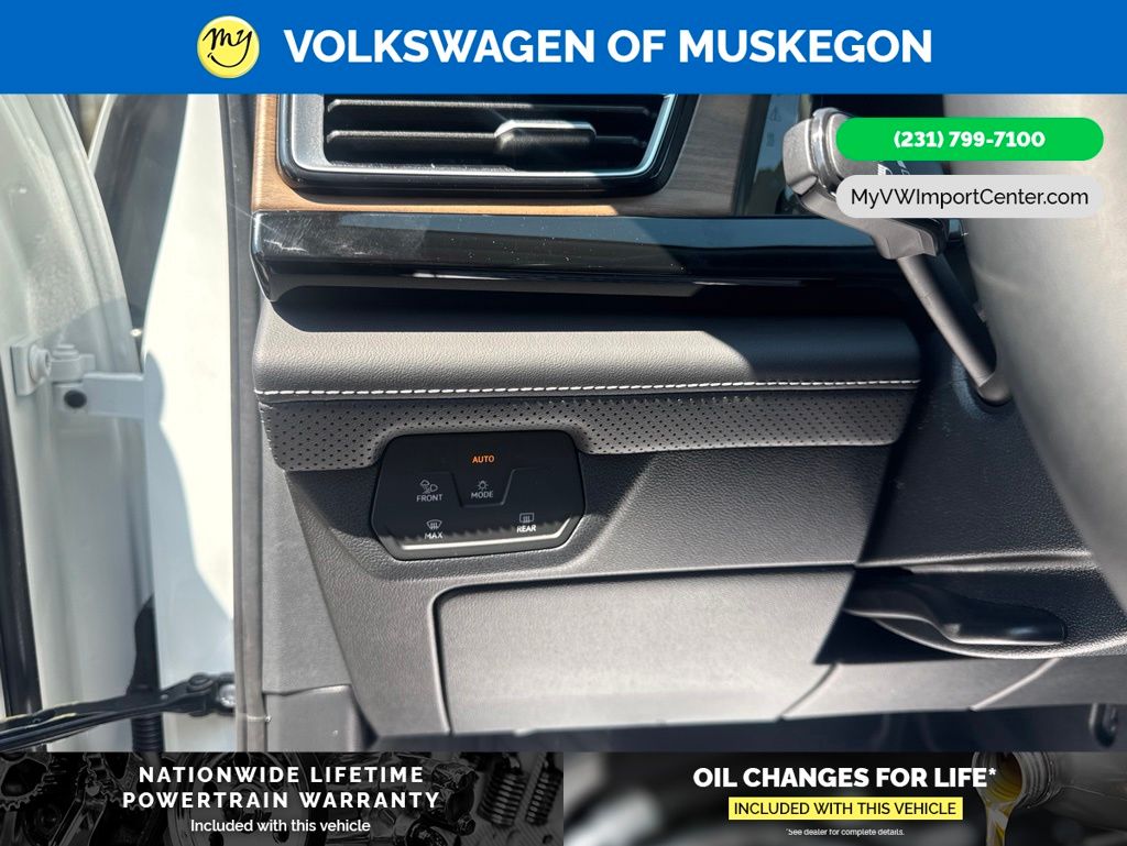 2026 Volkswagen Atlas SE w/Tech - Photo 13