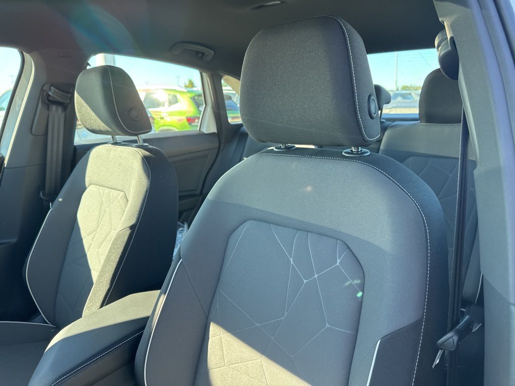 2026 Volkswagen Jetta Sport - Photo 13