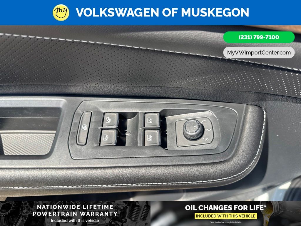2026 Volkswagen Atlas SE w/Tech - Photo 10