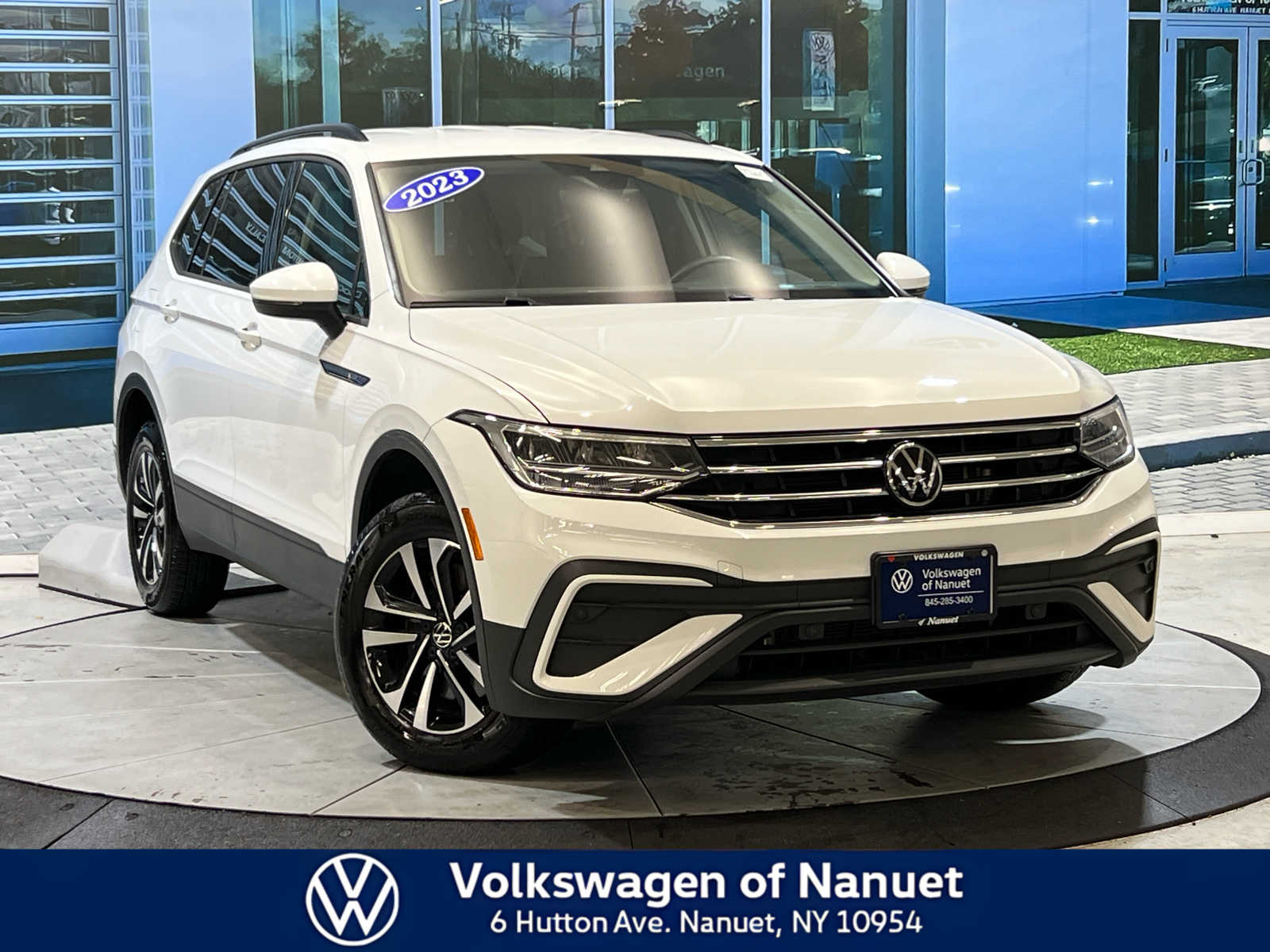 2023 Volkswagen Tiguan S's photo
