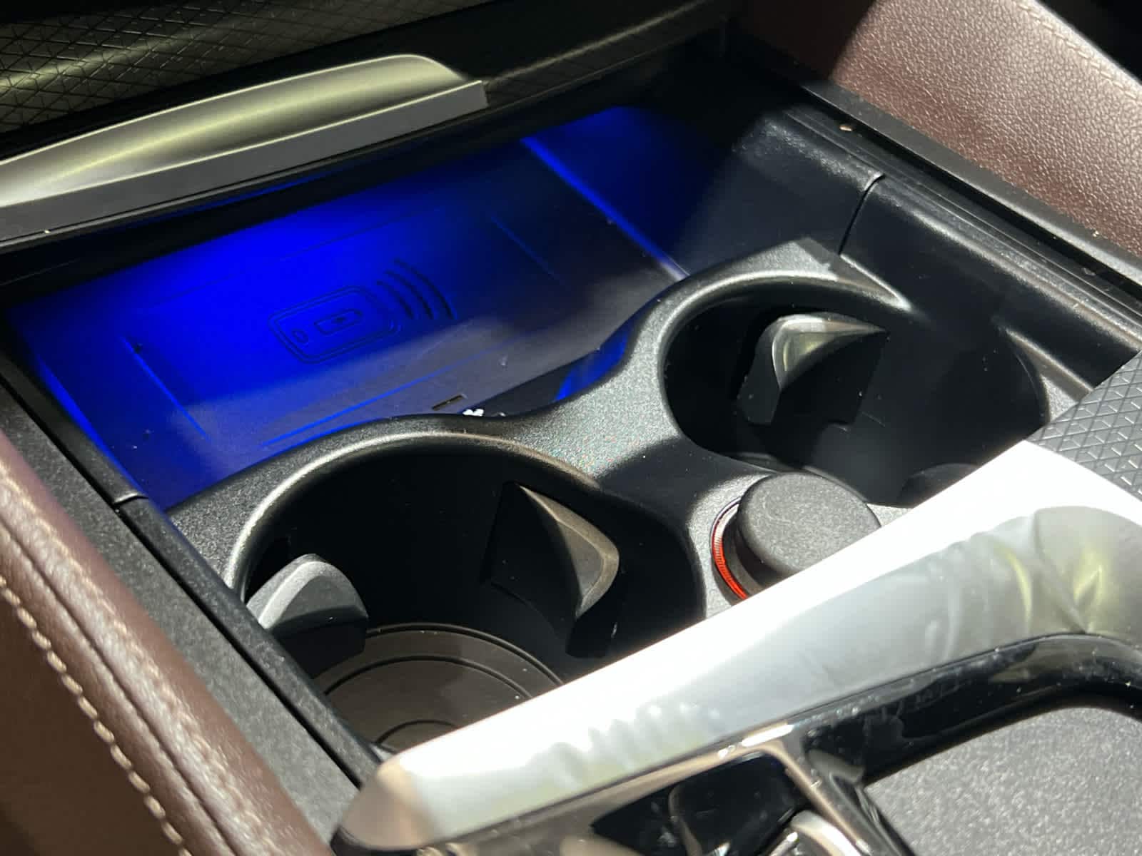 2023 BMW 5 Series M550i - Photo 33