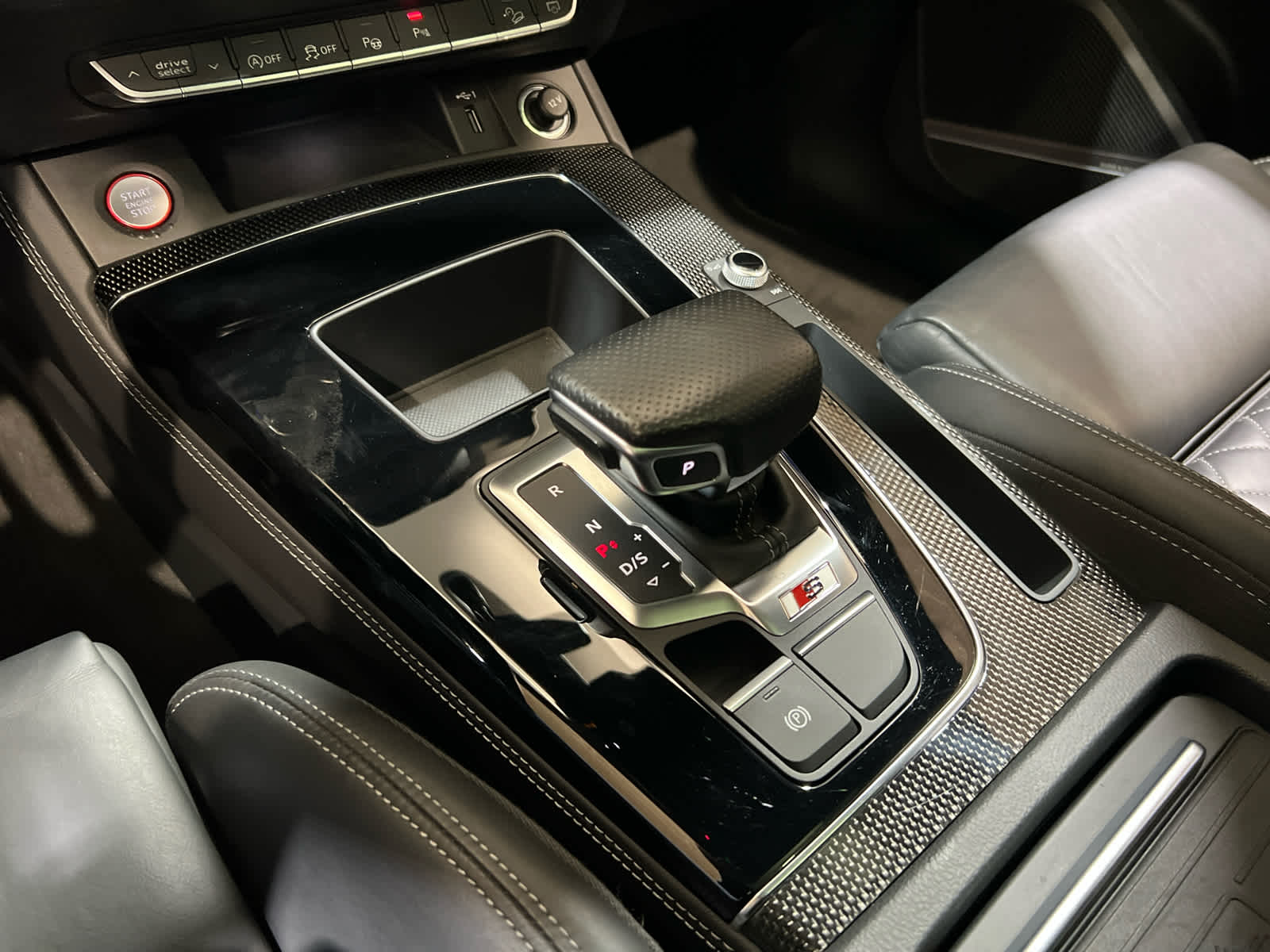 2021 Audi SQ5 Prestige - Photo 29