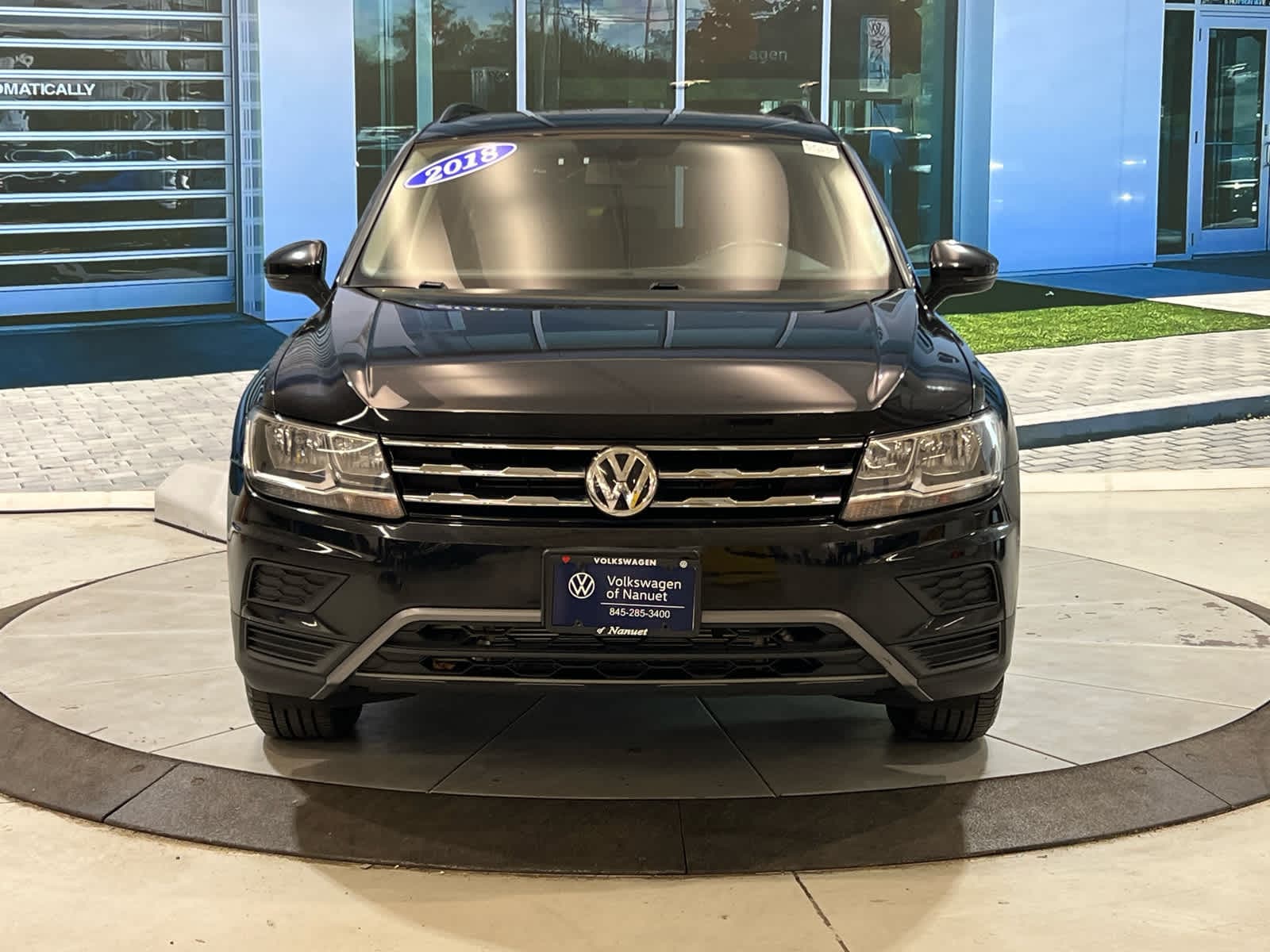 Used 2018 Volkswagen Tiguan SE with VIN 3VV2B7AX6JM147835 for sale in Nanuet, NY