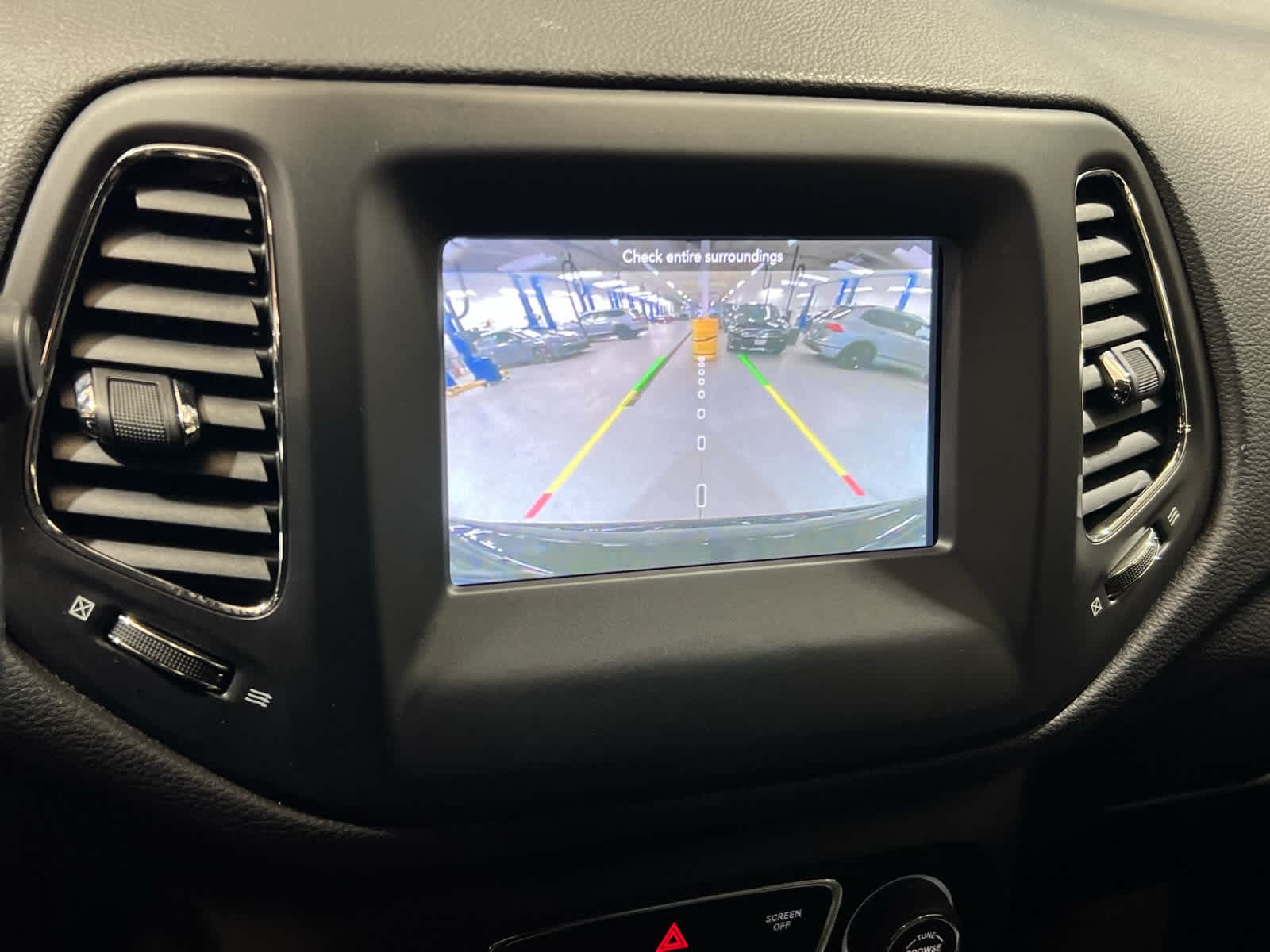 2019 Jeep Compass Latitude - Photo 24
