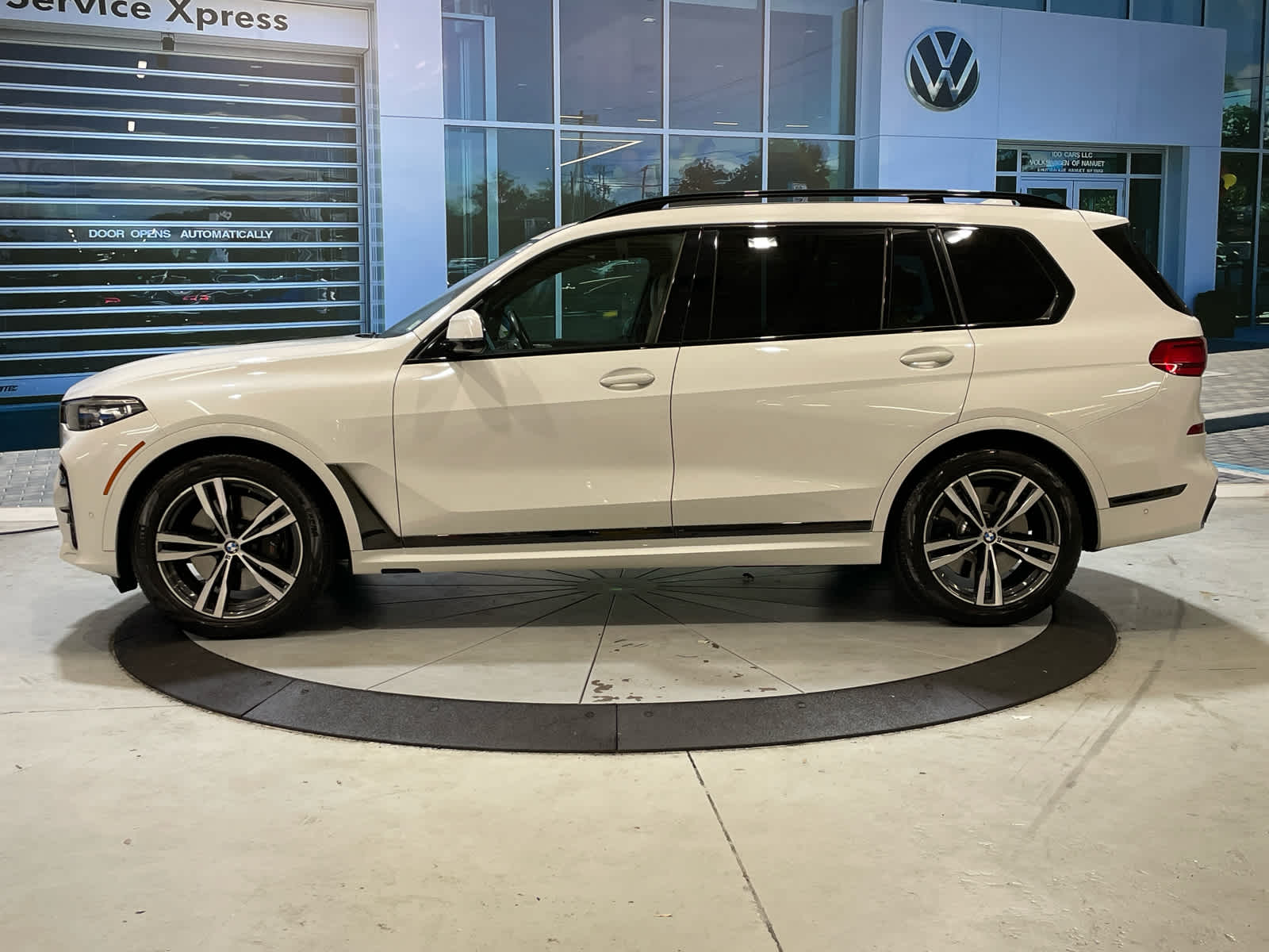 2021 Bmw X7 M50i photo 4