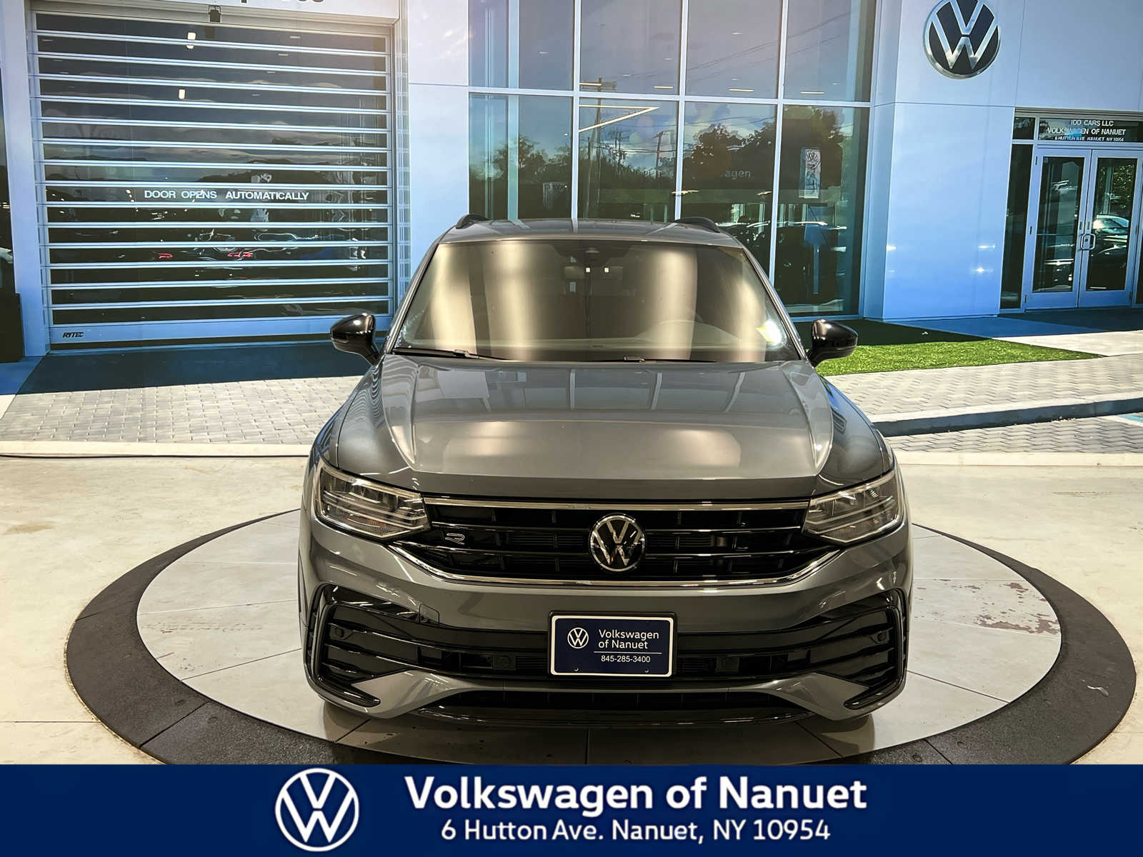 2024 Volkswagen Tiguan SE R-LINE BLACK