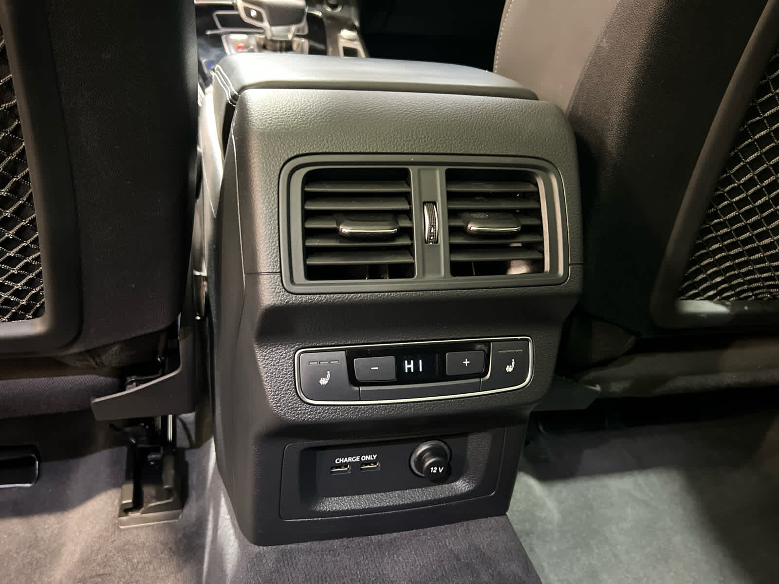 2021 Audi SQ5 Prestige - Photo 22