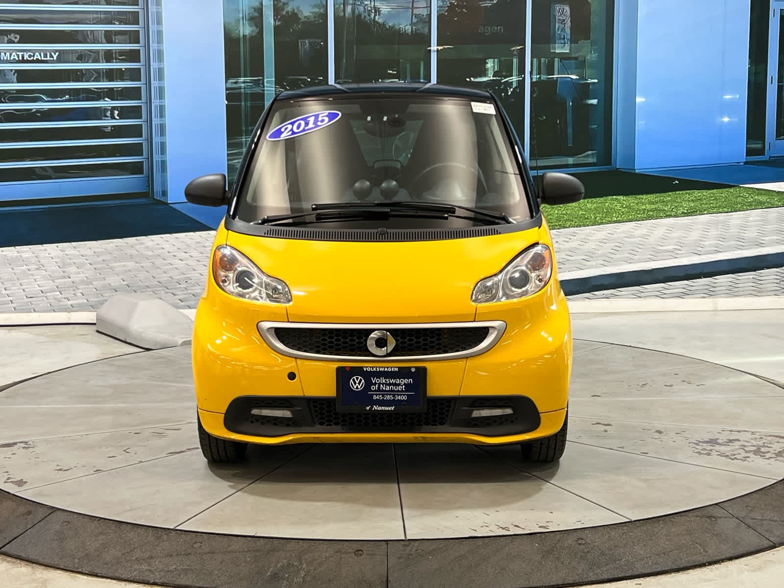 Used 2015 smart fortwo Electric Drive with VIN WMEEJ9AA1FK830046 for sale in Nanuet, NY