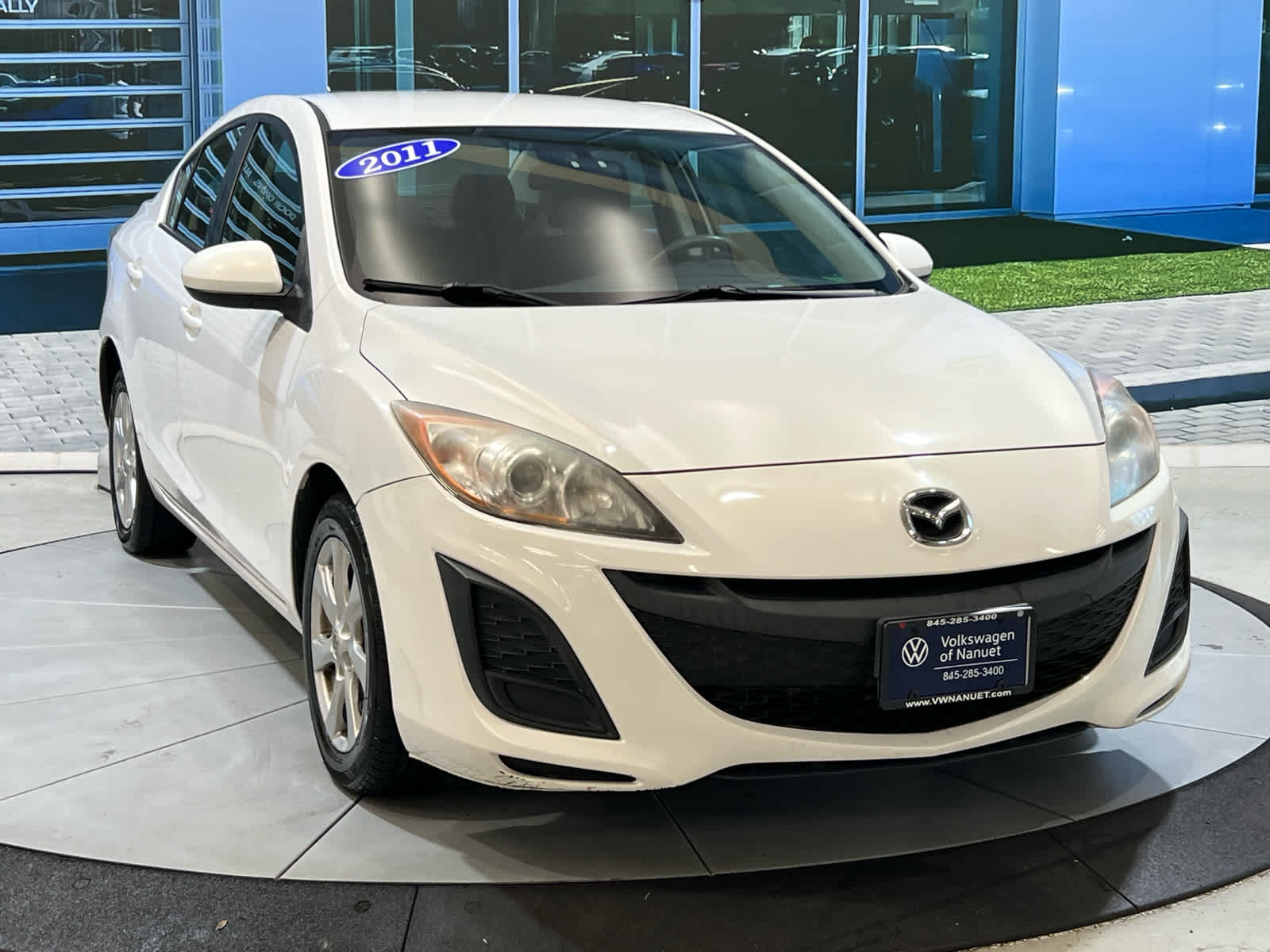 Used 2011 Mazda MAZDA3 i Touring with VIN JM1BL1VG5B1498737 for sale in Nanuet, NY