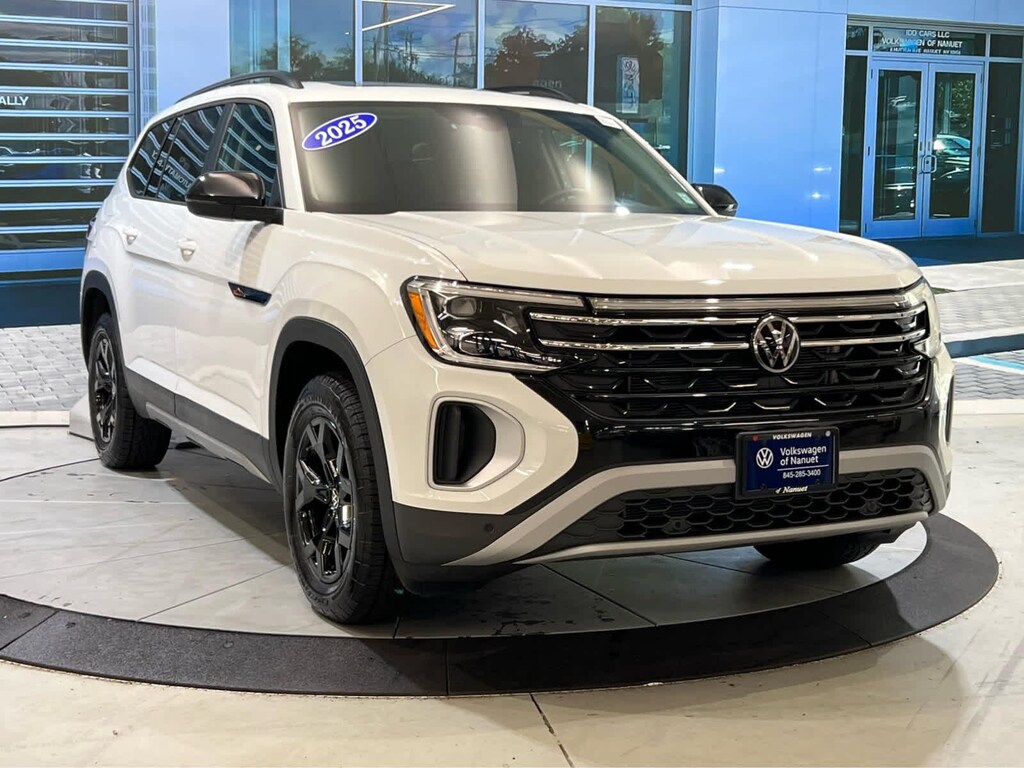 New 2025 Volkswagen Atlas 2.0T Peak Edition SUV