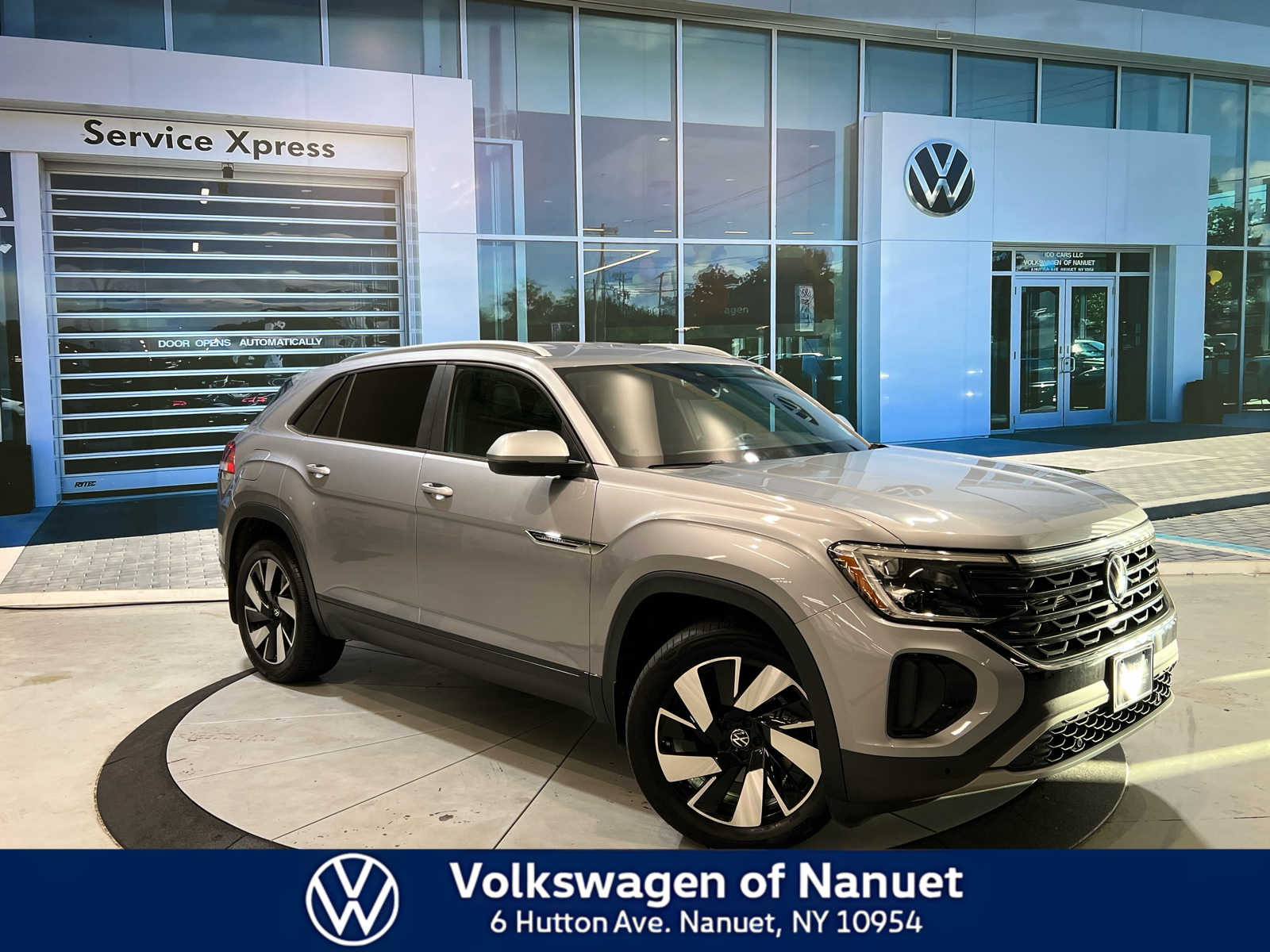 2024 Volkswagen Atlas Cross Sport SE w/Tech