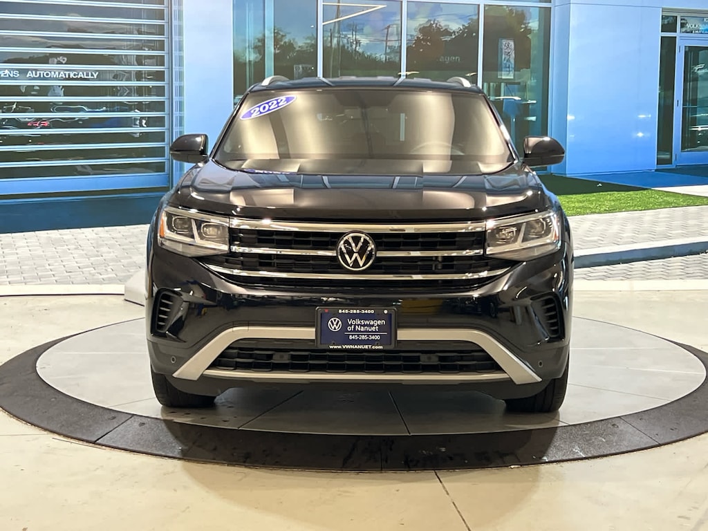 Used 2022 Volkswagen Atlas Cross Sport 3.6L V6 SE w/Technology SUV