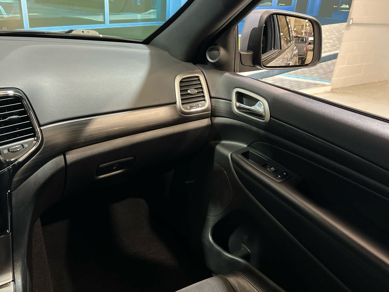 2021 Jeep Grand Cherokee Laredo X - Photo 33
