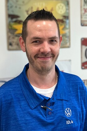Staff member Chrys Kenney from ID_493d3ed2b794