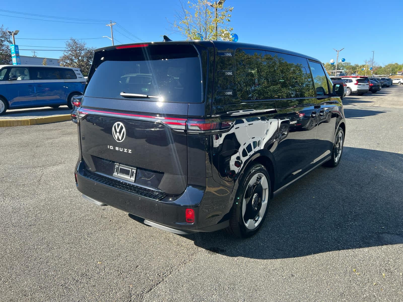 2025 Volkswagen ID. Buzz PRO S - Photo 7