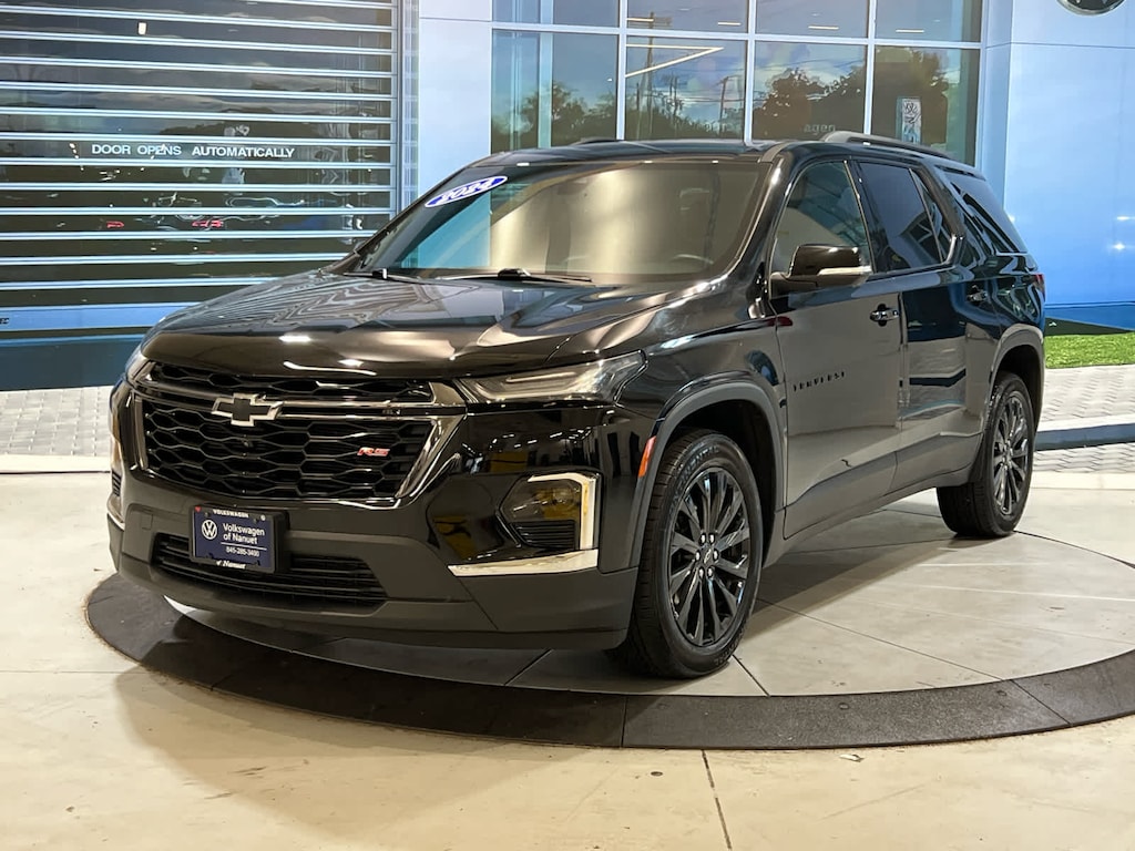 Used 2024 Chevrolet Traverse Limited RS SUV