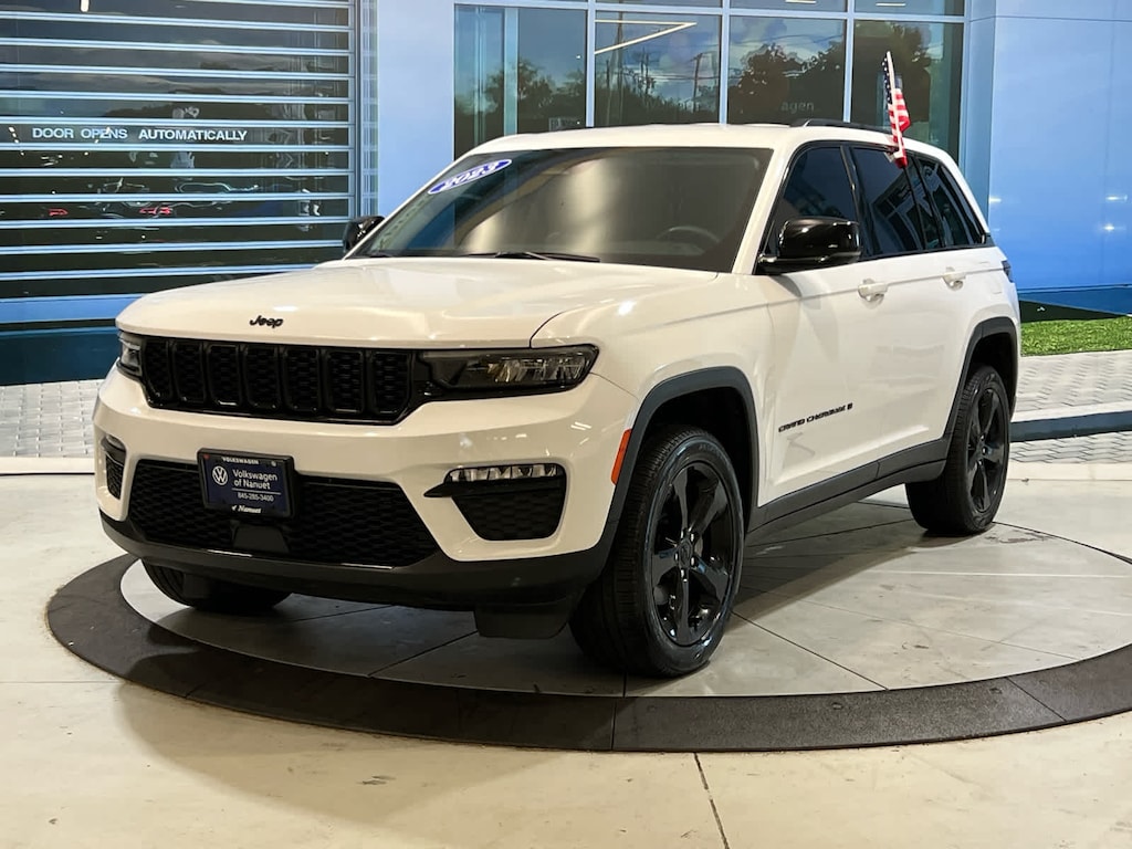 Used 2023 Jeep Grand Cherokee Limited SUV