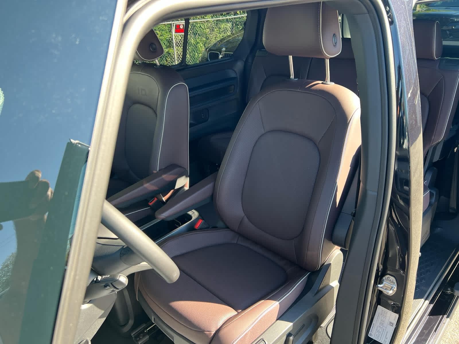 2025 Volkswagen ID. Buzz PRO S - Photo 10