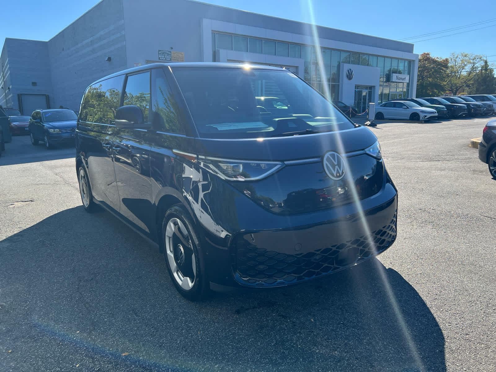 2025 Volkswagen ID. Buzz PRO S - Photo 8