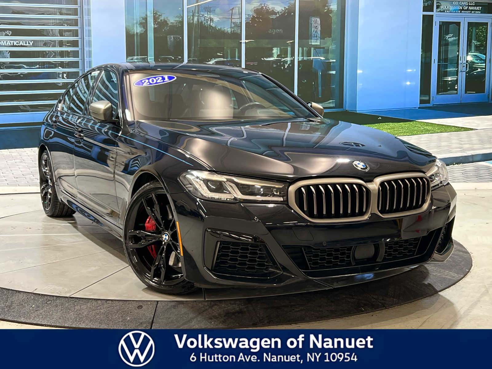 2021 BMW 5 Series M550i's photo