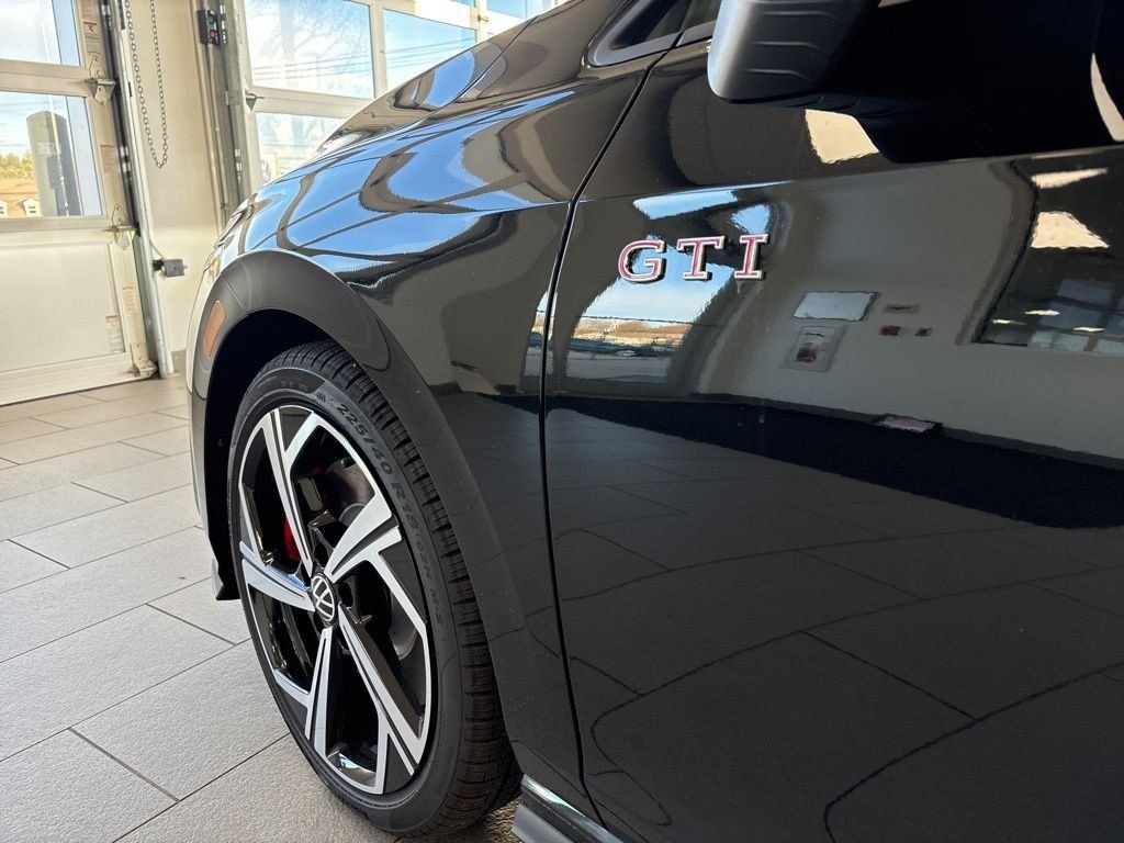 2026 Volkswagen Golf GTI SE - Photo 16