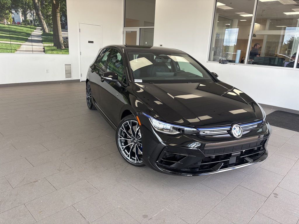 2026 Volkswagen Golf R Golf R 4-door DSG's photo