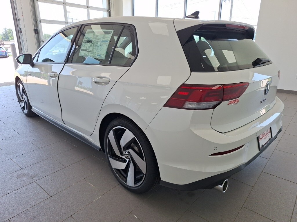2025 Volkswagen Golf GTI S photo 4