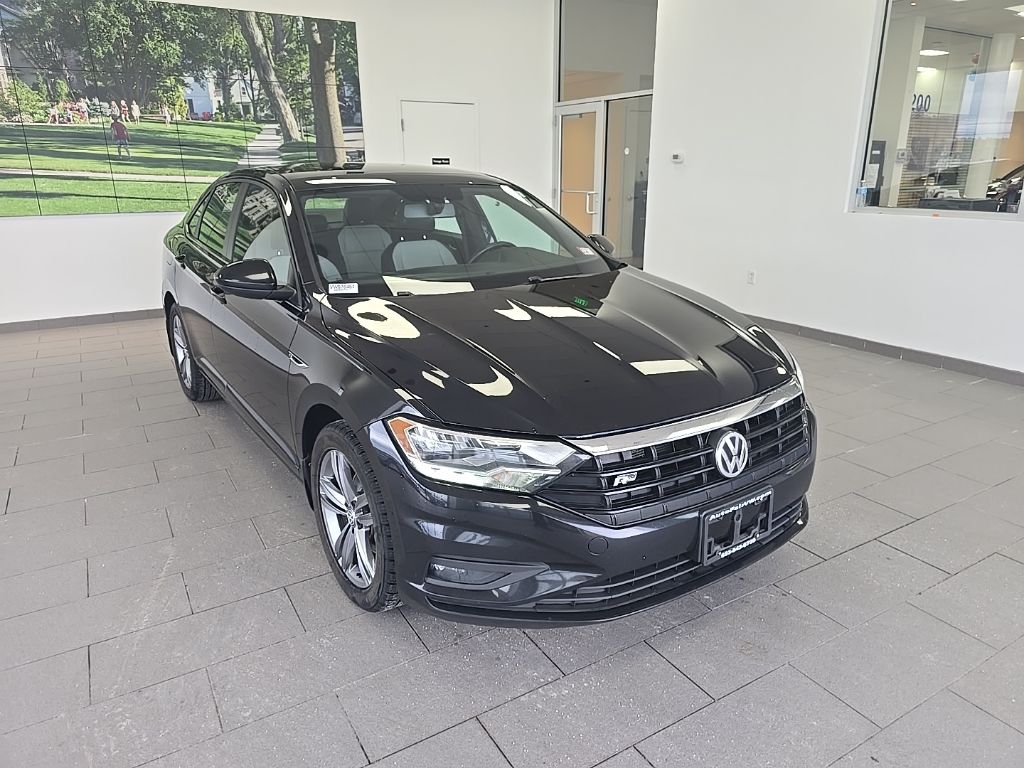2019 Volkswagen Jetta R-Line