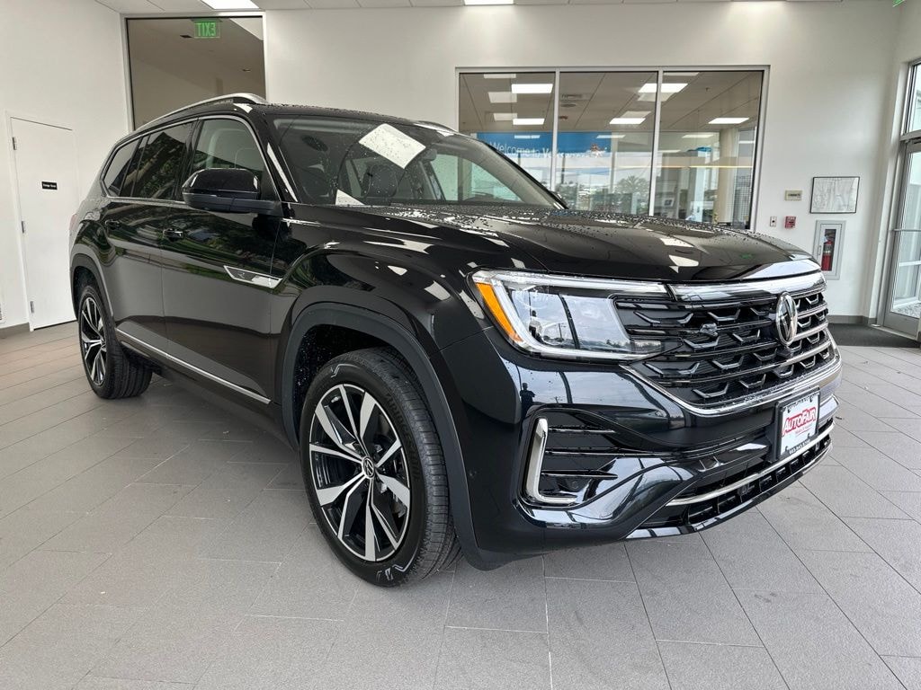 New 2026 Volkswagen Atlas 2.0T SEL Premium R-Line SUV