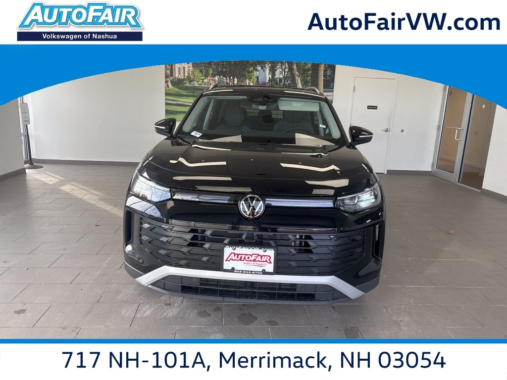 2026 Volkswagen Tiguan SE's photo