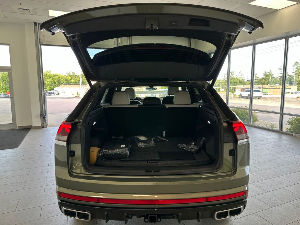 2026 Volkswagen Atlas Cross Sport SEL Premium R-LINE - Photo 13