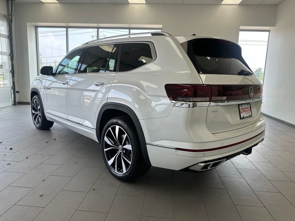 New 2026 Volkswagen Atlas SEL Premium R-Line SUV