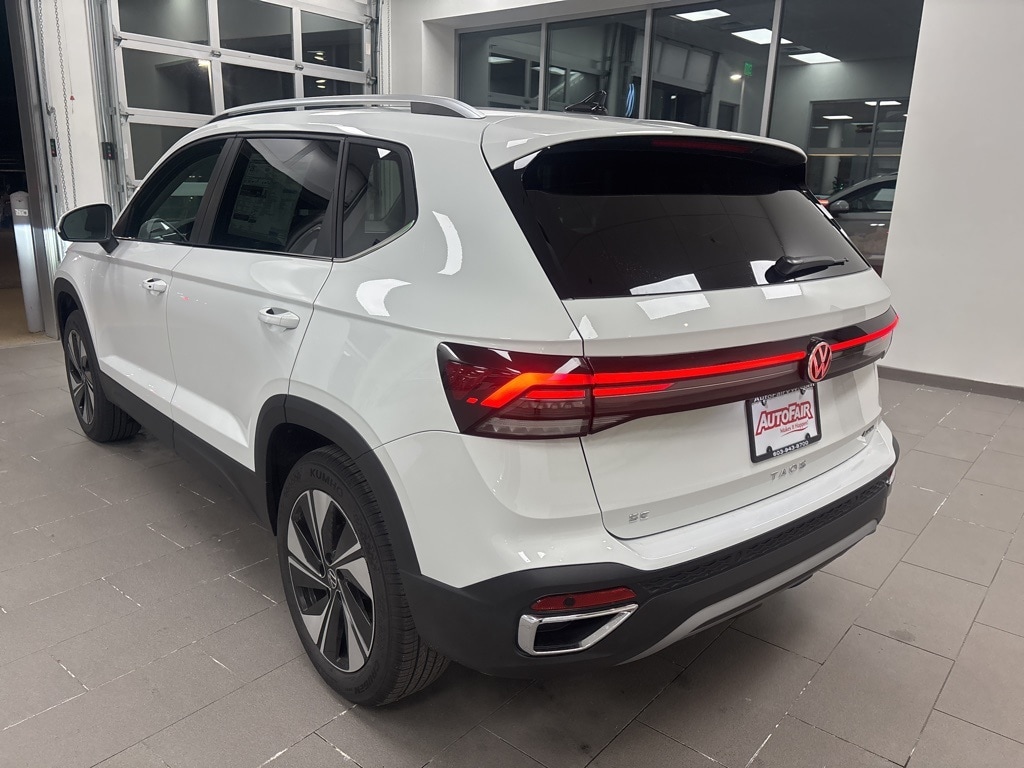 New 2026 Volkswagen Taos 1.5T SE SUV