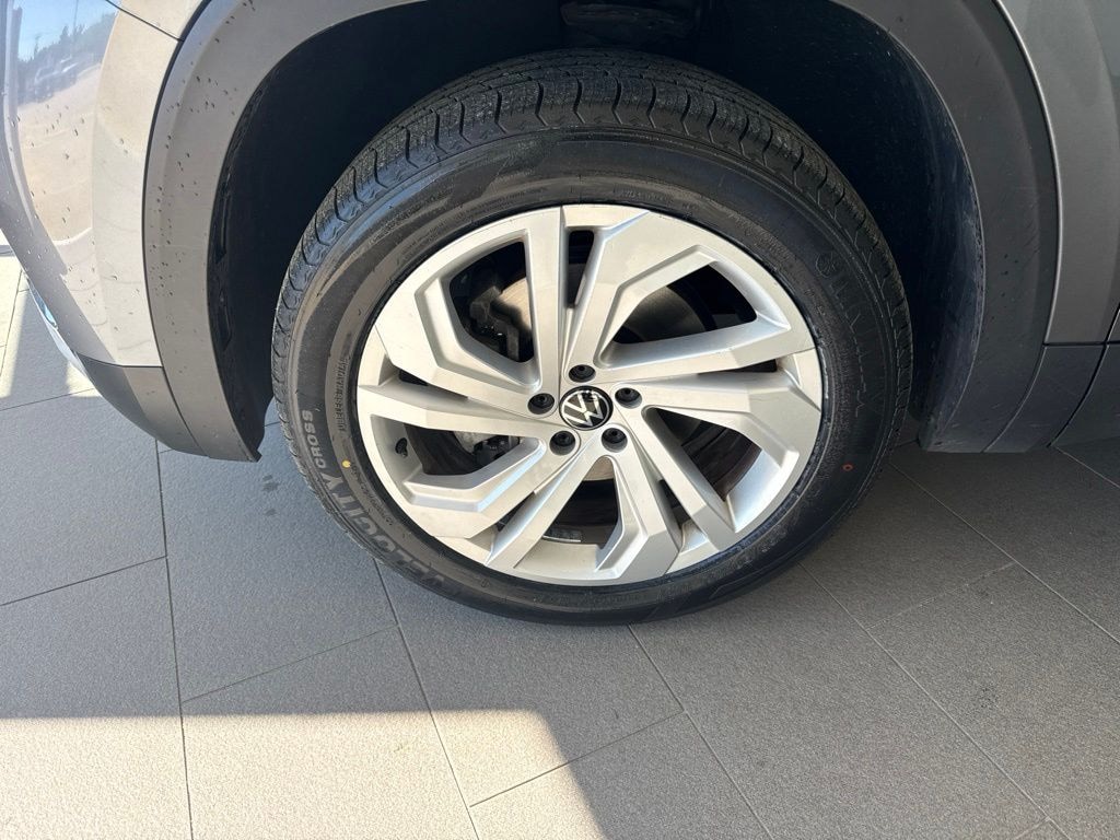 Certified 2023 Volkswagen Atlas 3.6L V6 SE w/Technology SUV