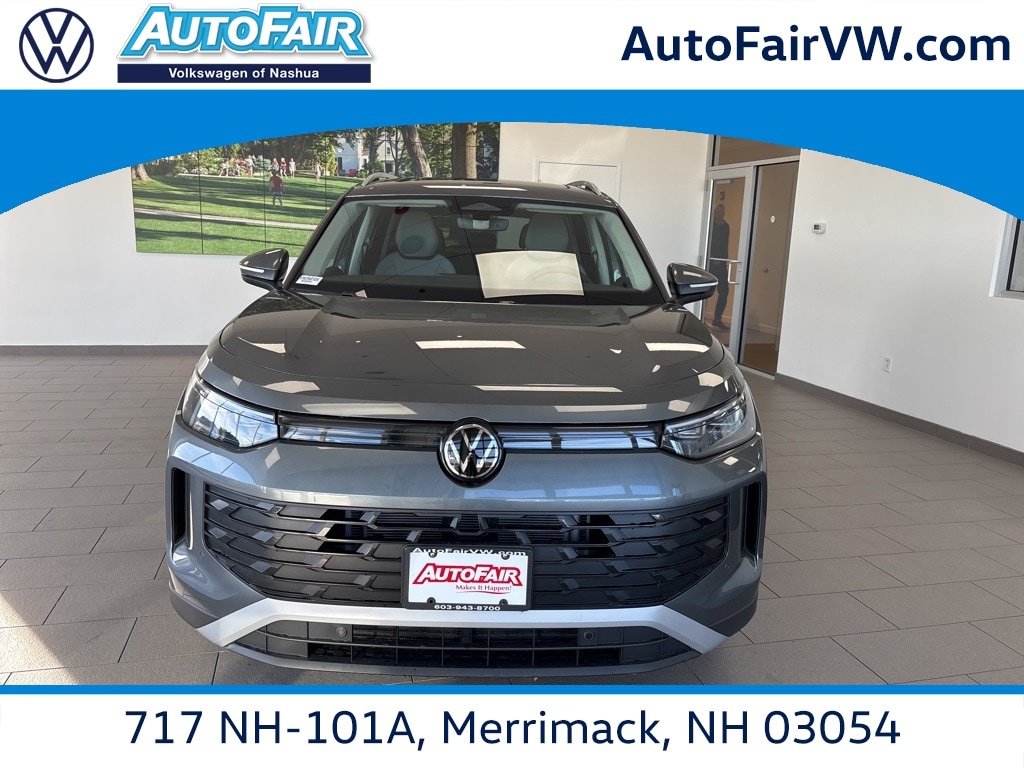 New 2026 Volkswagen Tiguan 2.0T SE SUV