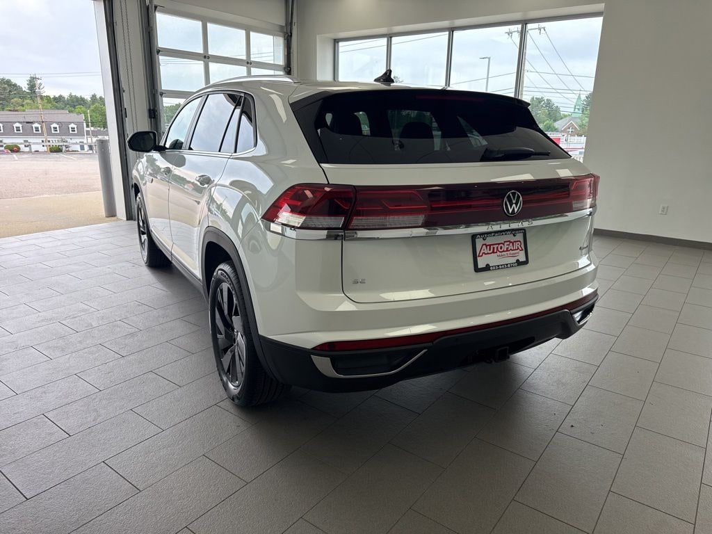 New 2026 Volkswagen Atlas Cross Sport 2.0T SE w/Technology SUV