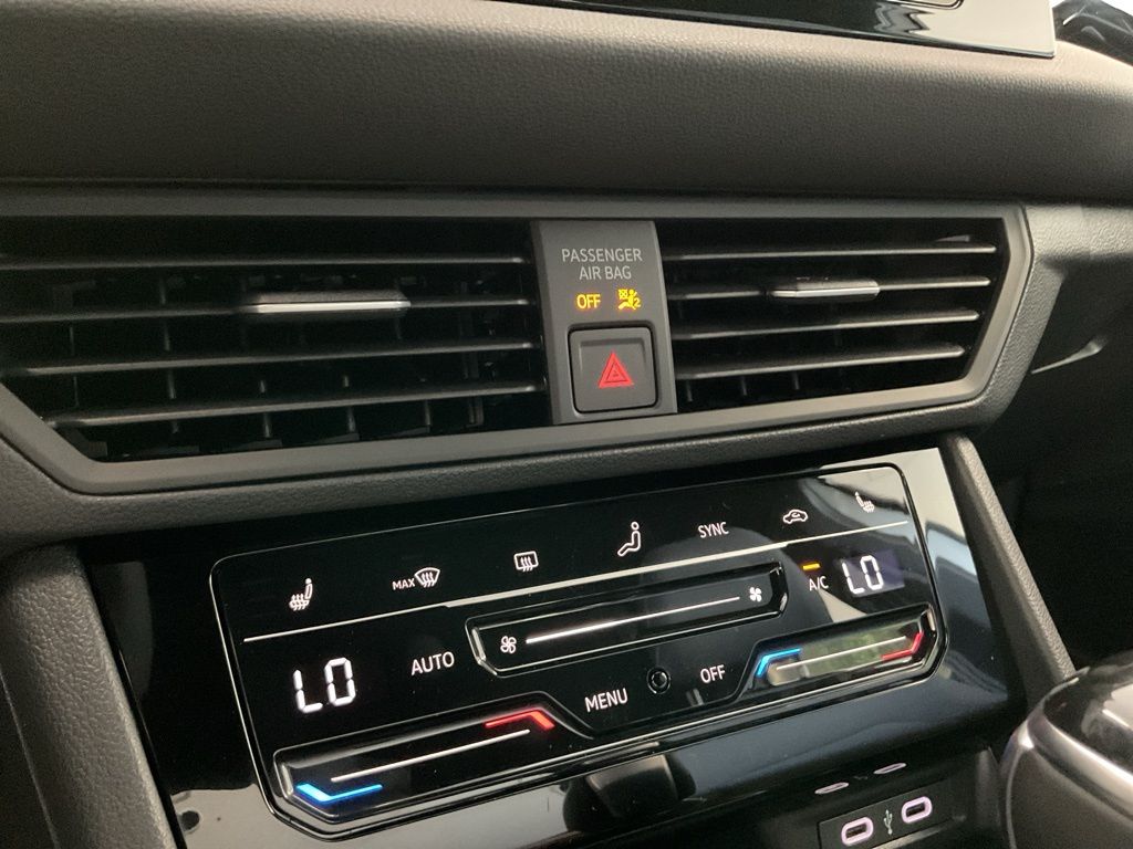2026 Volkswagen Jetta Sport - Photo 23