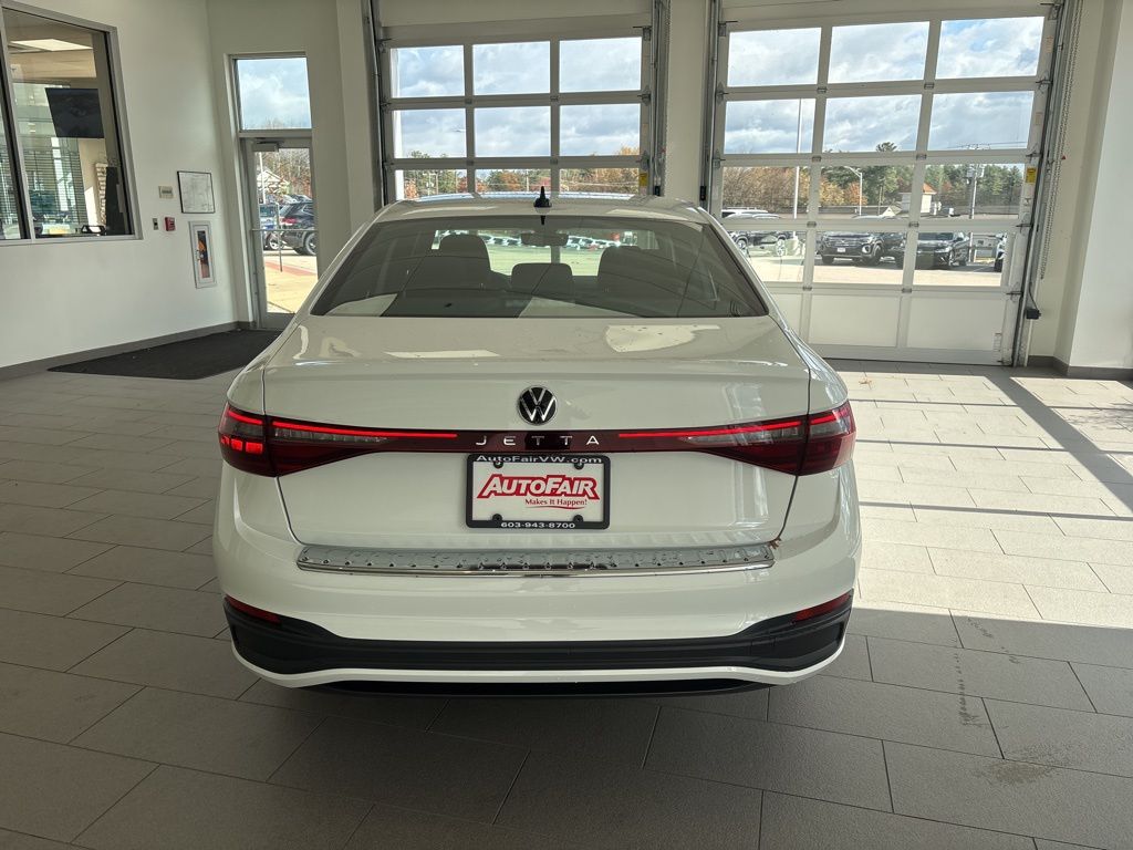 2026 Volkswagen Jetta Sport - Photo 7