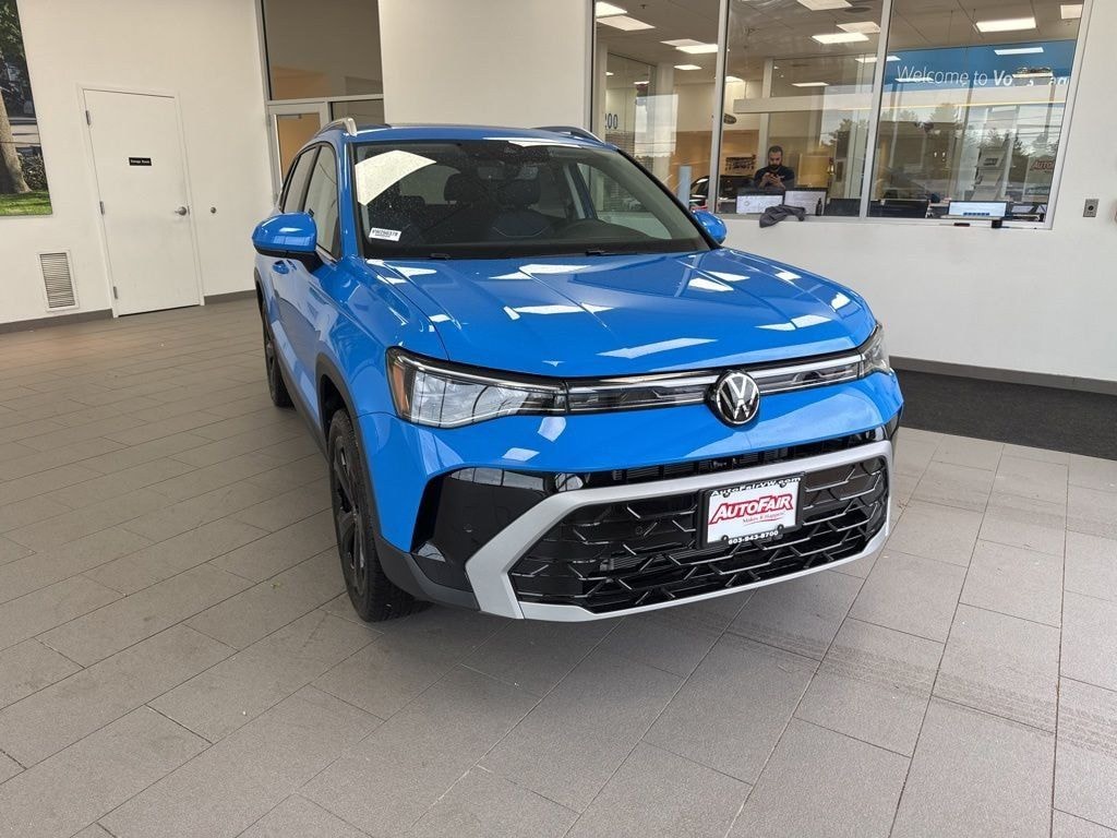 New 2026 Volkswagen Taos 1.5T SEL SUV
