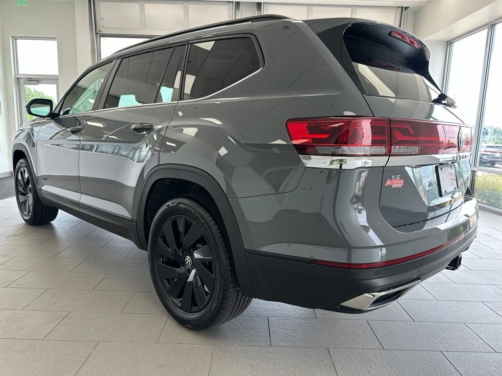 New 2026 Volkswagen Atlas 2.0T SE w/Technology SUV