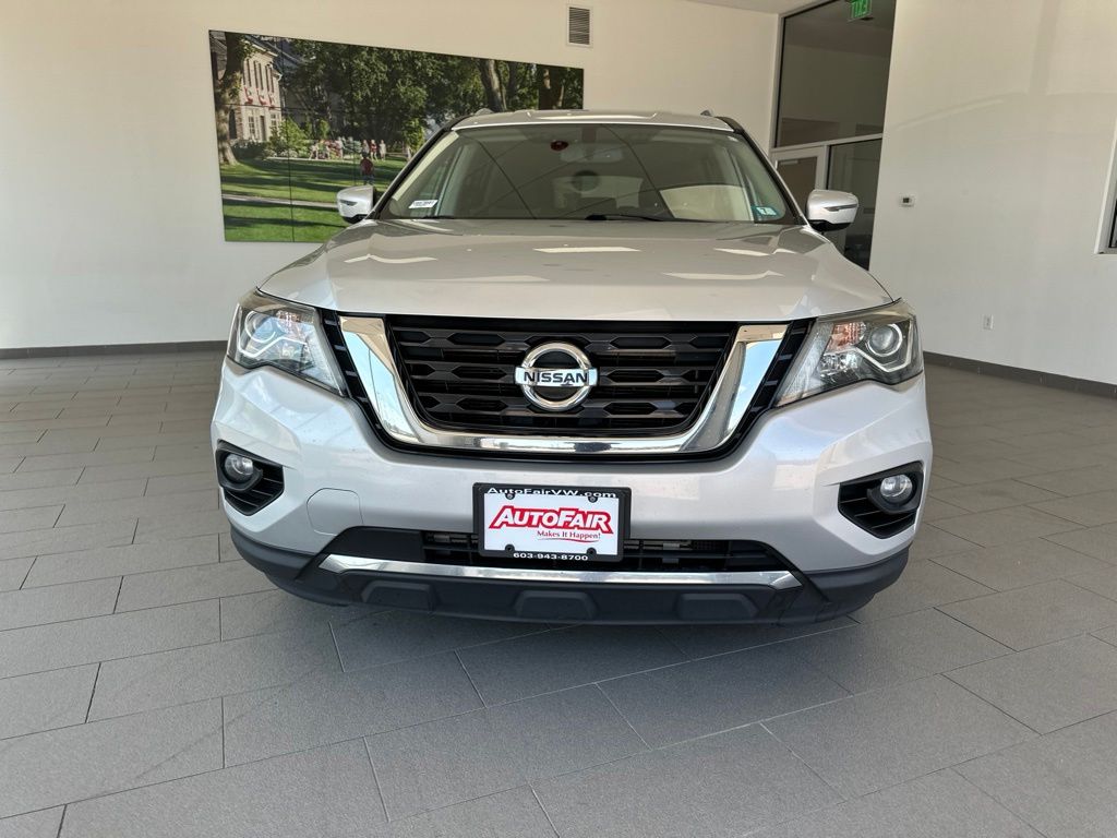 Used 2019 Nissan Pathfinder SV with VIN 5N1DR2MM8KC576898 for sale in Merrimack, NH